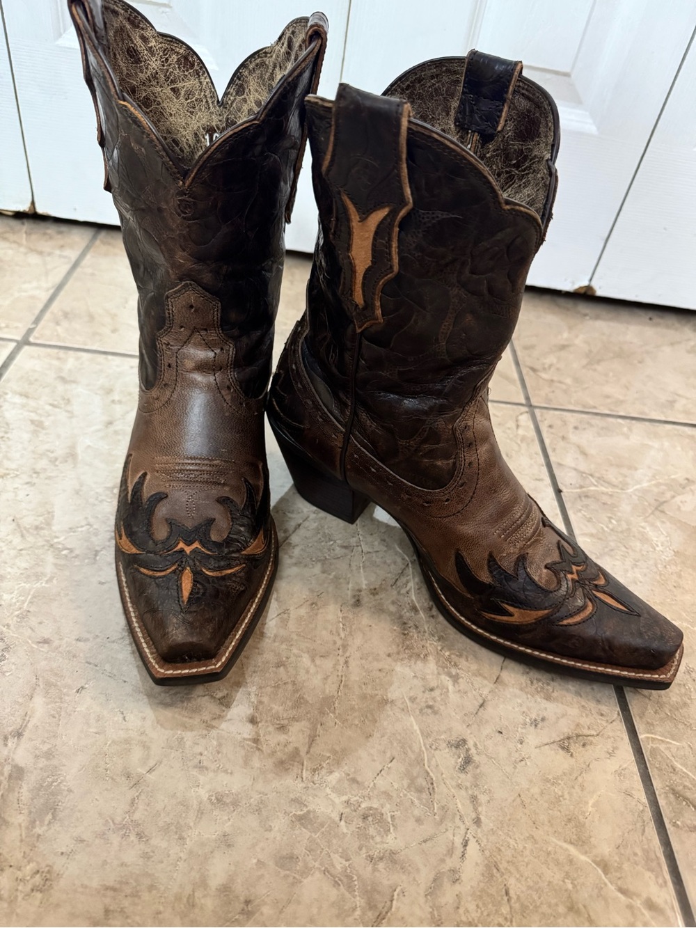 Ariat Women’s 10B Brown Leather Western Cowboy Boots 10008780 Square Toe